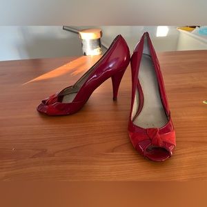 Calvin Klein Vintage Red Patent Leather Peeptoe Pumps